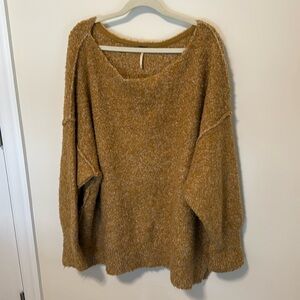 Free People Women’s Oversized Moira Wool-Blend Sweater / Size XL / Honeycomb